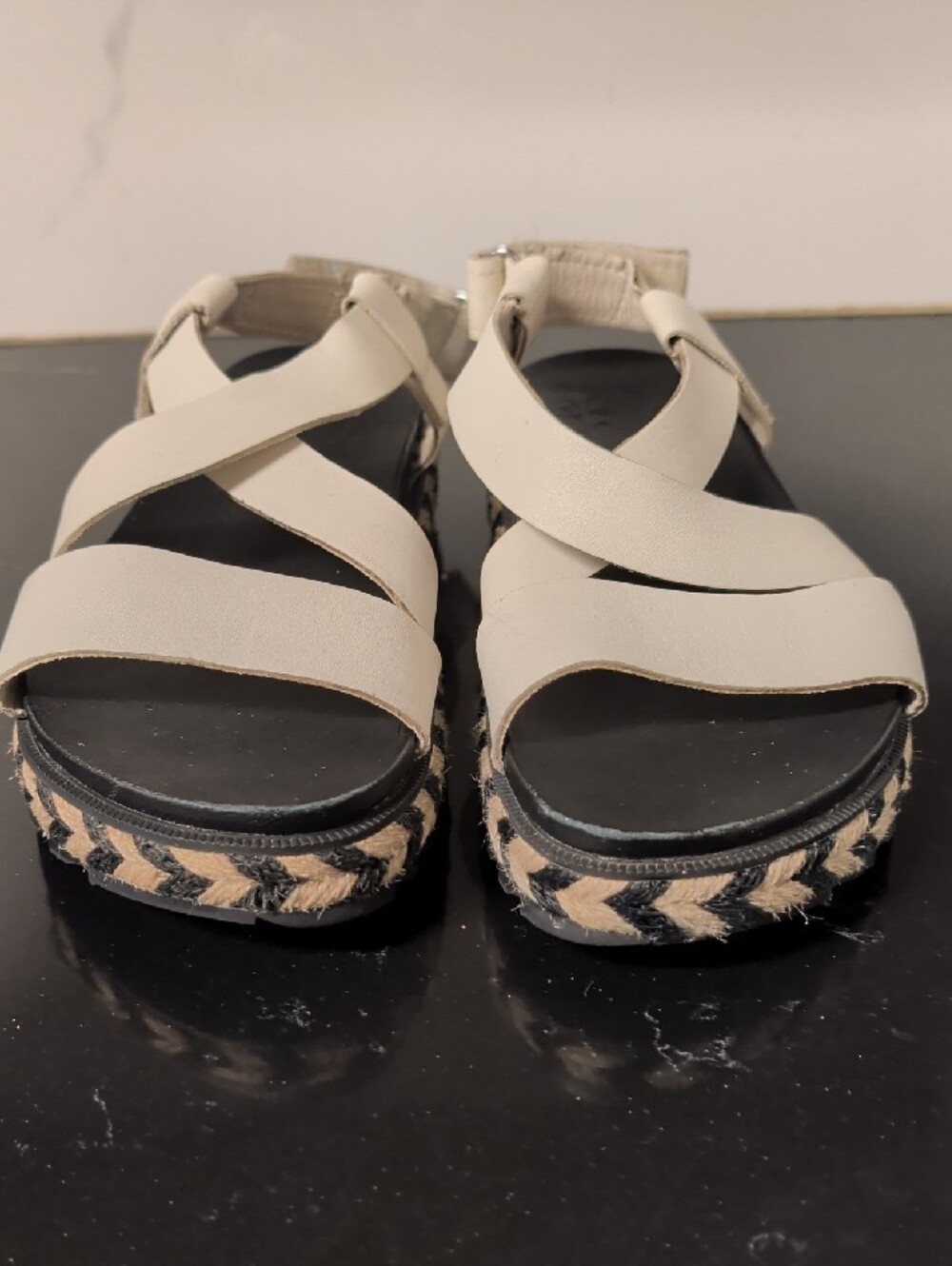 Sorel Women's Roaming Leather T-Strap Platform Sandals Size 7.5 - Picture 5 of 9